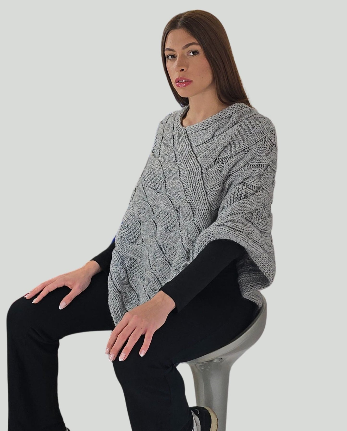 Poncho treccie Grigio - Soho Moda Mare