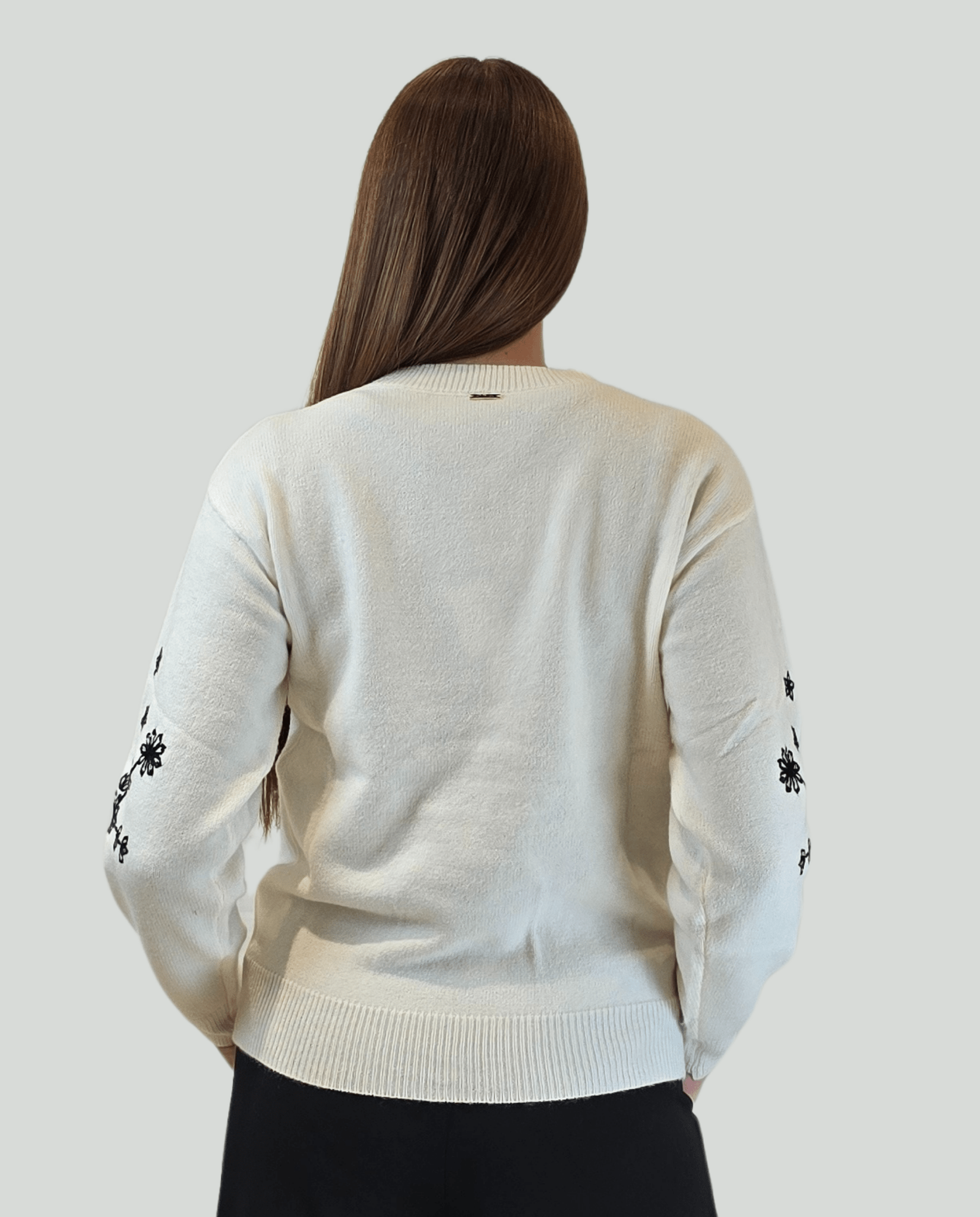 Pullover Burro ricamo Nero - Soho Moda Mare
