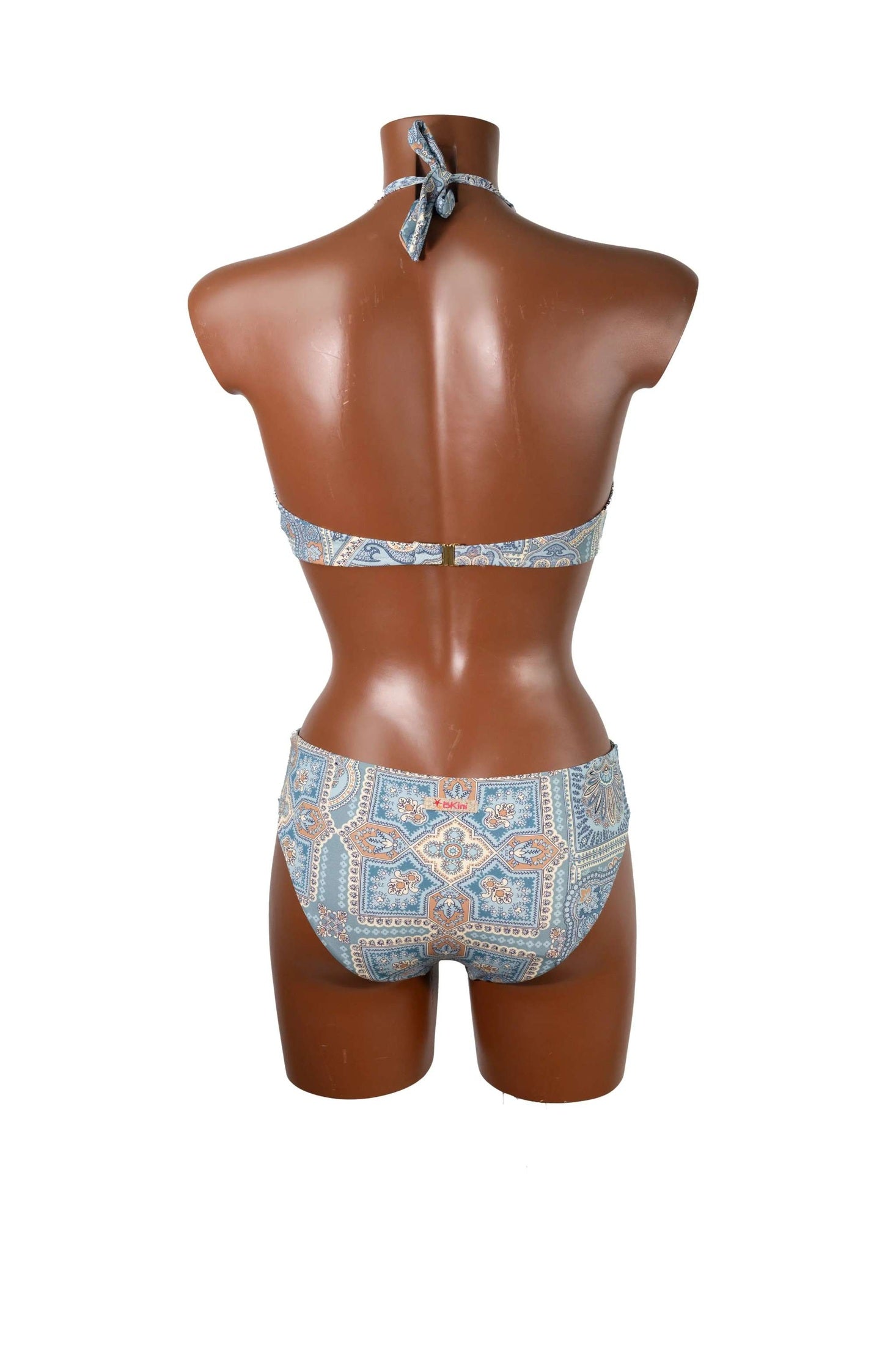 Back view of Bikini Vela preformed halter neck bikini with comfortable fit slip, made in Italy