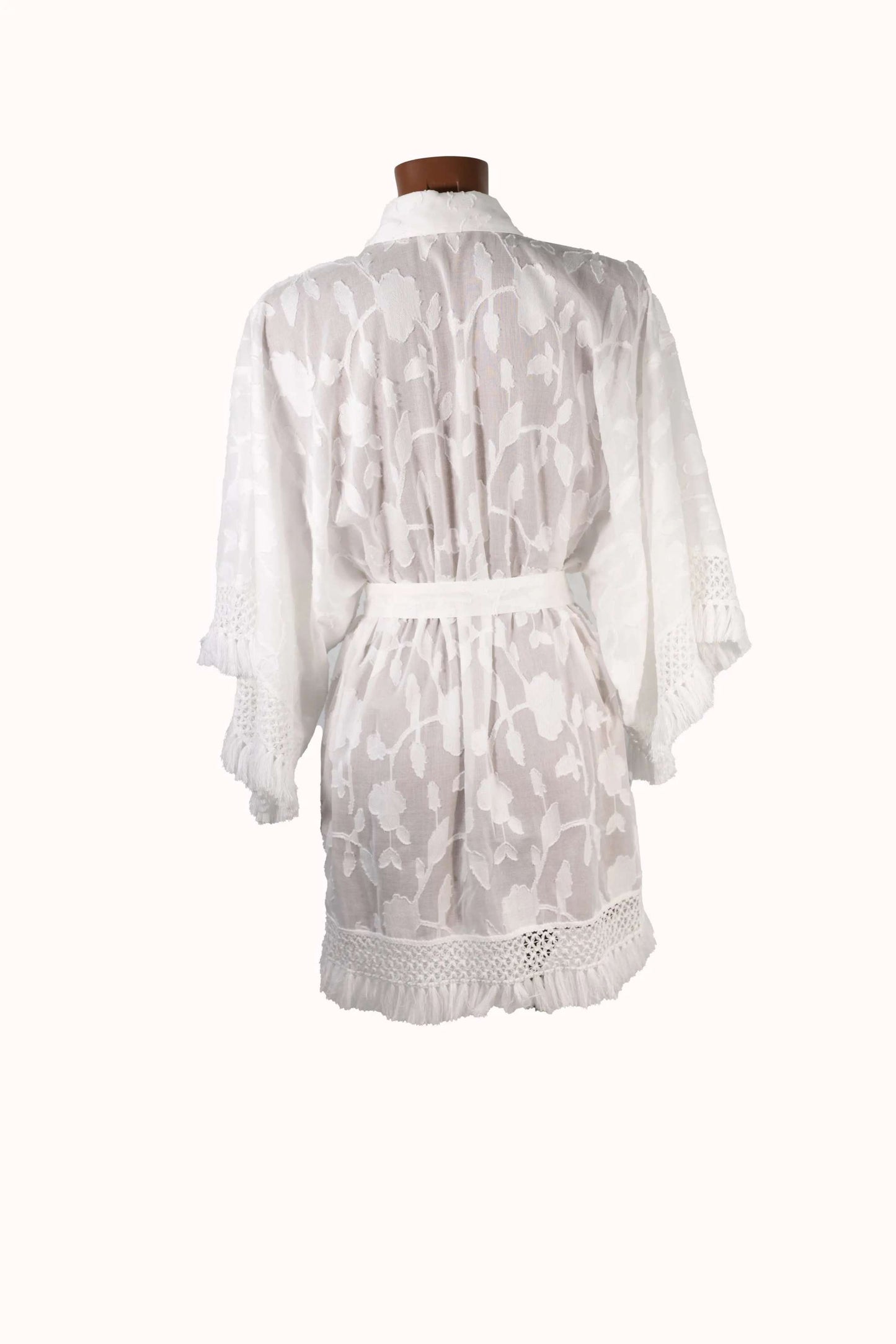 Kimono Corto white Fil Coupè fabric short kimono with tassels and lace trim made in Italy