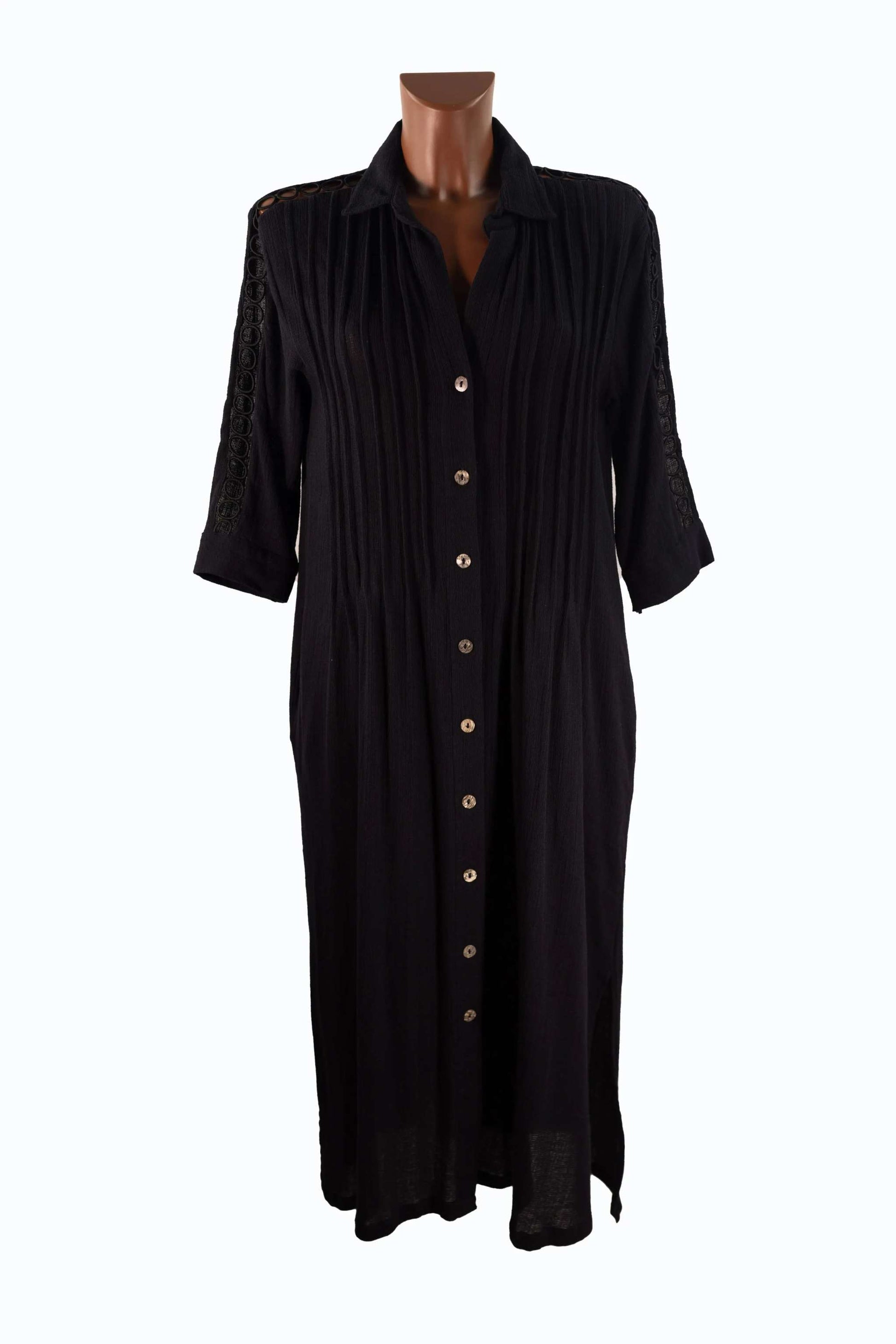 Long black abito camicia shirt dress with 3/4 sleeves, detailed craftsmanship